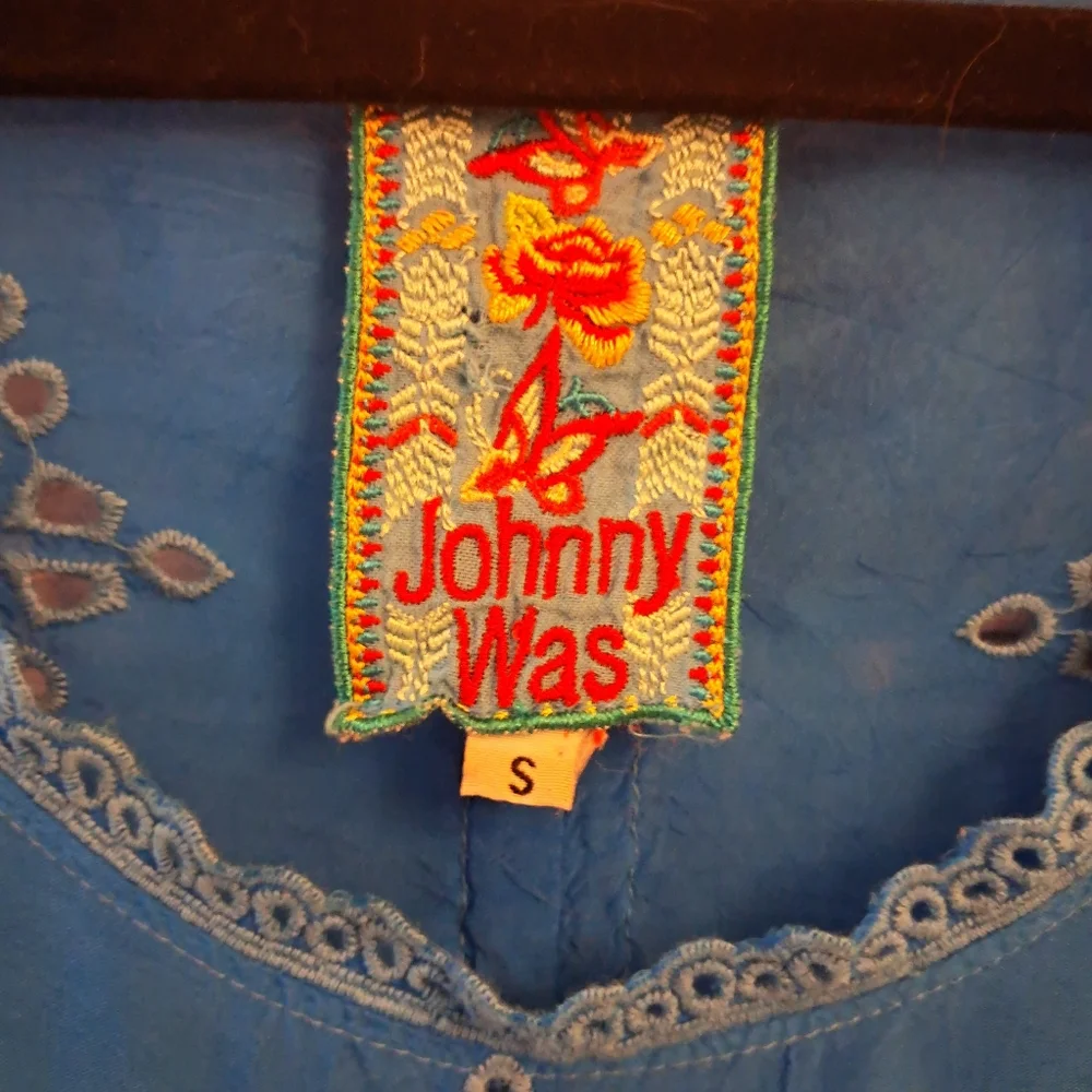 Johnny Was Embroidered Tank Top - Picture 4 of 13
